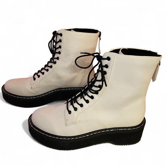 KENDALL+ KYLIE “Hunt2” Vegan Leather Combat Lug Sole Boots WHT/BLK SZ 6-1/2 - Picture 4 of 9